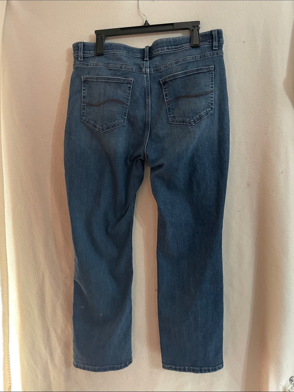 Lee Women's Straight Leg Jeans in Indigo Wash - Picture 3 of 4